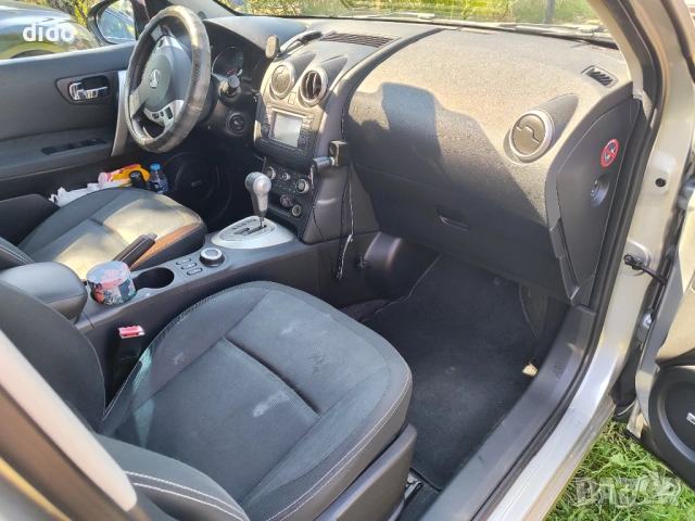 Nissan Quashqai 2.0, снимка 7 - Автомобили и джипове - 54503797