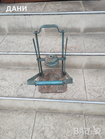 Стара машина за буркани от соца, снимка 4 - Антикварни и старинни предмети - 54052042