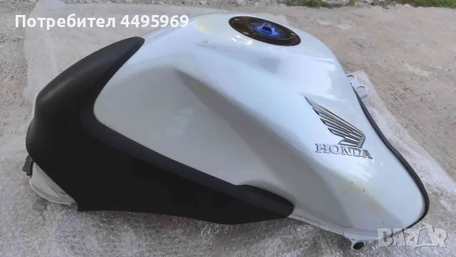 Резервоар за Honda CB1000R SC60, снимка 2 - Части - 55545203
