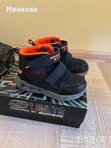 Детски светещи боти Skechers 