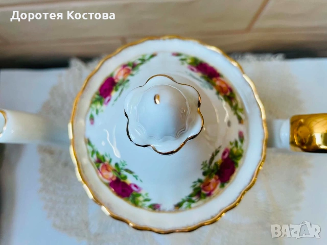 Прекрасен чайник Royal Albert от Англия , снимка 8 - Антикварни и старинни предмети - 55227596