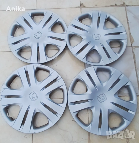 15 цола тасове Honda , снимка 2 - Аксесоари и консумативи - 54396719