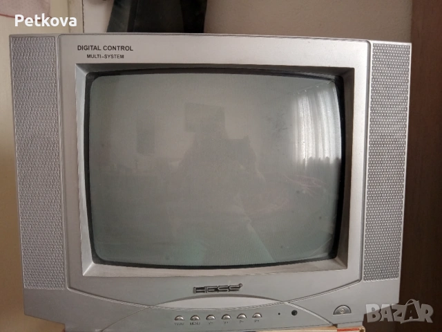 Телевизор  "JVC", снимка 7 - Телевизори - 31372126