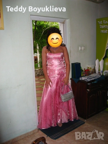 Абитуриентска рокля 