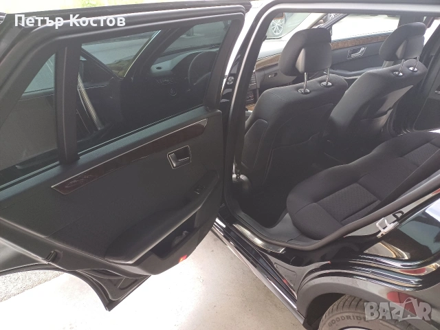 Mercedes E220 , снимка 12 - Автомобили и джипове - 55003677