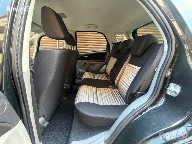 Suzuki SX4 Facelift 1.5i , снимка 11 - Автомобили и джипове - 54985998