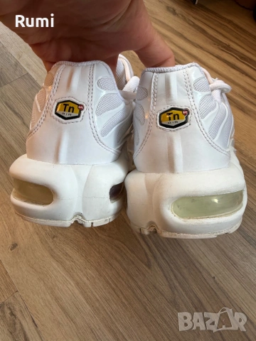Оригинални маратонки Nike Air Max Plus! 40 н, снимка 7 - Маратонки - 54656950