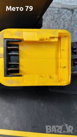Такер/ пистолет за пирони до 9см Девалт Dewalt DCN692P2, снимка 9 - Други инструменти - 54902585