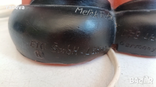 Футболен талисман, винтидж лампа от 70-те години с формата на мече в екипа на германския отбор , снимка 9 - Образователни игри - 54150774