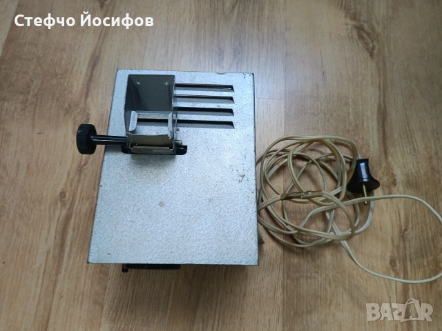 Прожекционен апарат , снимка 5 - Антикварни и старинни предмети - 51854582