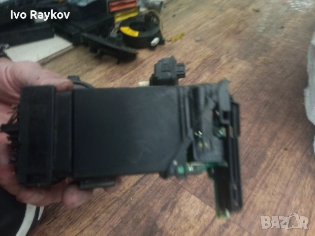  Мотор за стъклоповдигач VW PASSAT , 101430203, снимка 2 - Части - 54683104