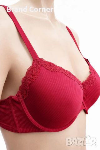 Hunkemöller сутиен 80C в бордо с дантела и мека подплата, снимка 2 - Бельо - 54502042