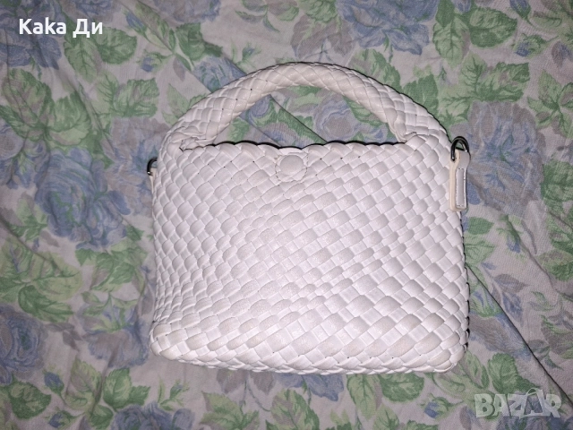 малка чантичка, снимка 5 - Чанти - 54866505