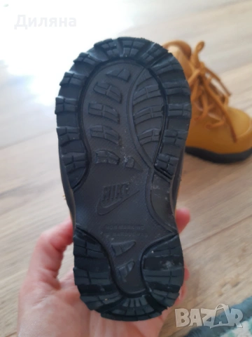 Бебешки маратонки Nike, снимка 4 - Детски маратонки - 54040912