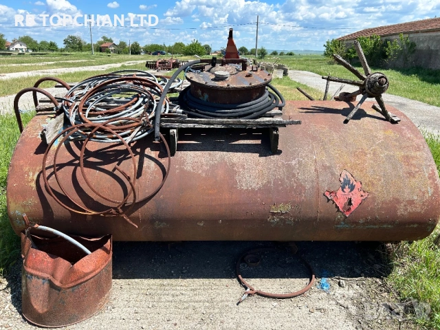 Цистерна 4200 л от ГАЗ-53 – много запазена, снимка 2 - Селскостопанска техника - 54603175
