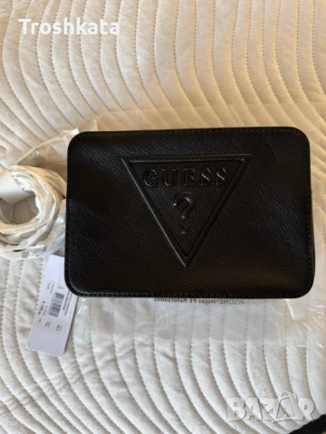 Чанта Guess