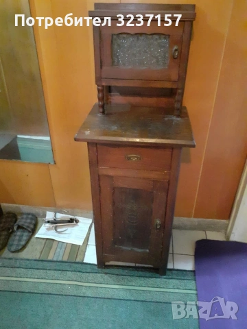 Антикварен шкаф 