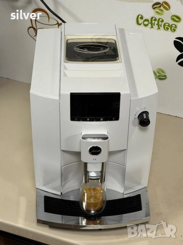Кафемашина кафе автомат Jura E4 с гаранция, снимка 2 - Кафемашини - 54154107