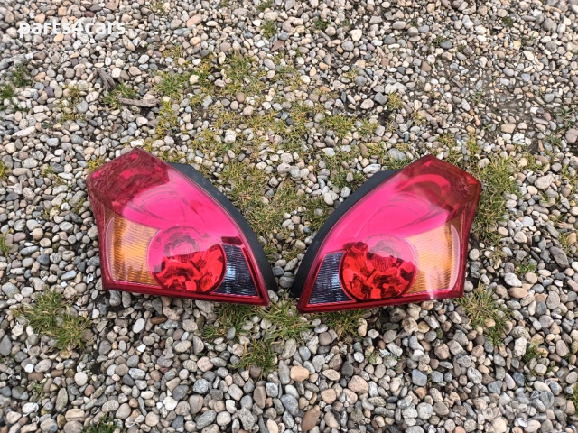 ляв и десен стоп за киа сийд кия хечбек 3 врати 06-09 KIA CEED 