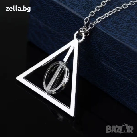 Колие с висулка Harry Potter Deathly Hallows (Даровете на Смъртта) – сребрист цвят 10070, снимка 5 - Колиета, медальони, синджири - 54656931