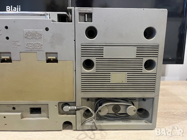 Касетофон Sanyo, снимка 10 - Радиокасетофони, транзистори - 54911525