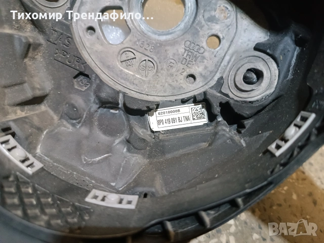 волан без ербег AUDI A4 B7 STEERING WHEEL 8P0419091BJ 62010000B 8p0 419 091 bj, снимка 2 - Части - 54407324