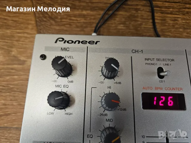 Миксер Pioneer DJM-300-S Silver / Легендарен DJ миксер Pioneer DJM-300-S – Култов аналогов модел с, снимка 7 - Ресийвъри, усилватели, смесителни пултове - 55429023