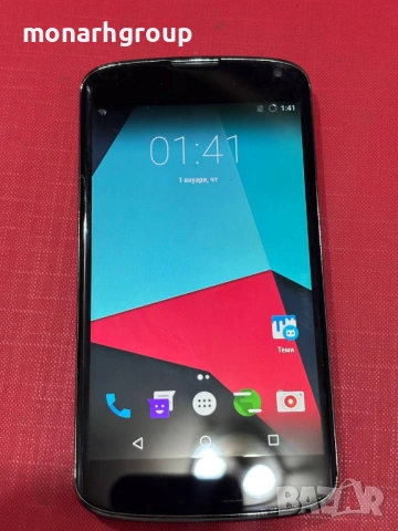 Телефон LG Nexus 4