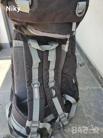 Туристическа раница Trespass 33L.