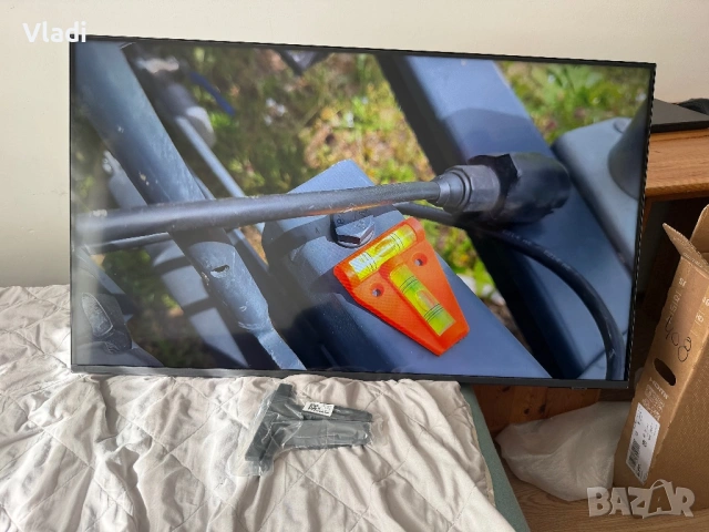 Продавам Samsung Smart TV 43" (43 инча)., снимка 2 - Телевизори - 54822521