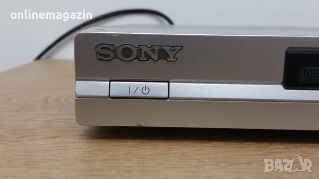 DVD SONY, снимка 9 - Плейъри, домашно кино, прожектори - 54184903