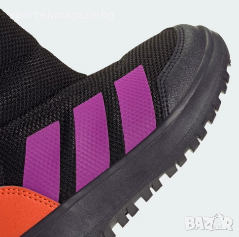 Детски ботуши Adidas Winterplay C, снимка 9 - Детски боти и ботуши - 54475062