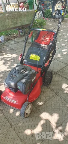 Бензинова косачка с кош и двигател Briggs Stratton внесена от Германия 