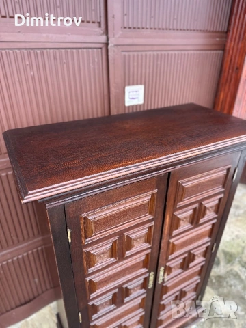 Класически дървен шкаф с две врати, снимка 5 - Шкафове - 53958957