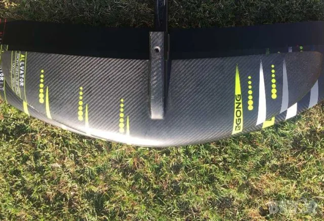 Употребяван фойл за уинг Gong Monobloc foil Carbon с 2 крила, 1900 и 1200, снимка 2 - Водни спортове - 55310617