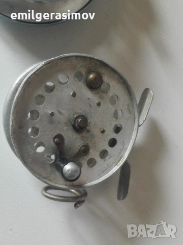 Стар щик и две риболовни макари.., снимка 9 - Антикварни и старинни предмети - 53938949