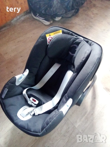 Продавам детско столче за кола кожа Варна Център 