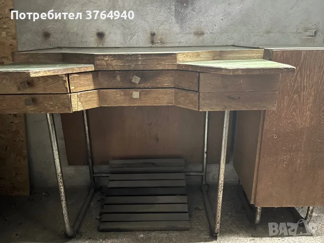 Старо часовникарско бюро (маса) с шкаф, снимка 5 - Антикварни и старинни предмети - 55353485