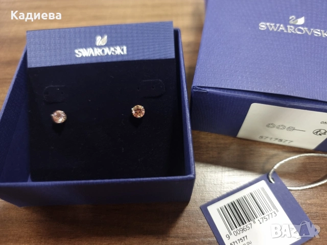 Обеци Swarovski с розов кръгъл кристал, с винт , снимка 3 - Обеци - 55157205
