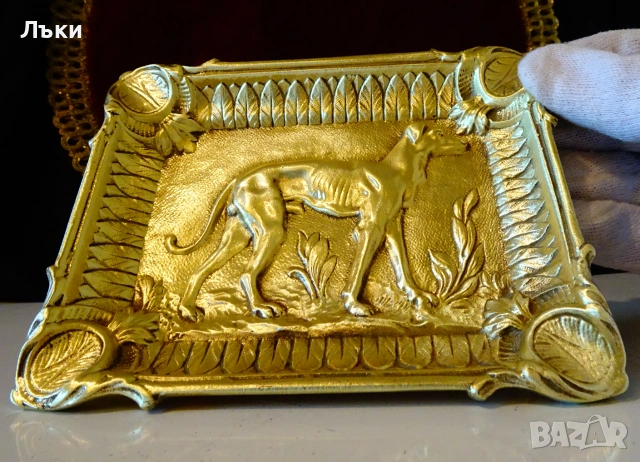 Бронзов пепелник с ловно Куче,Art Nouveau. , снимка 3 - Антикварни и старинни предмети - 55120881
