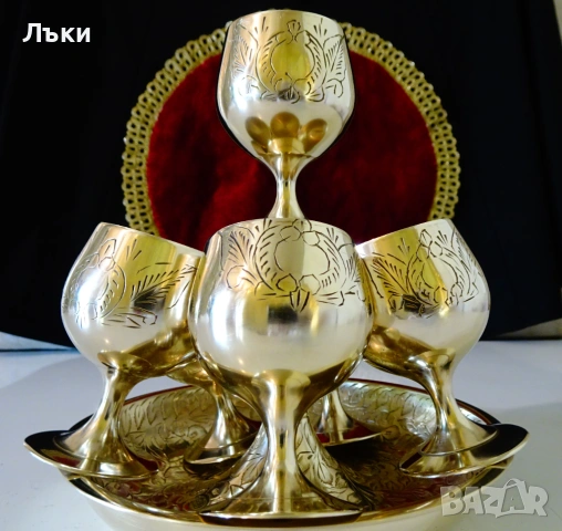 Бронзови чаши на столче,гравирани,барок. , снимка 7 - Антикварни и старинни предмети - 54824097