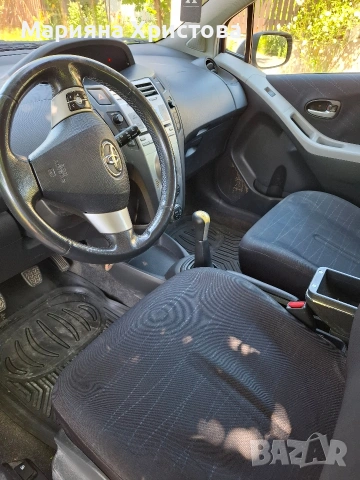 Toyota Yaris 1.4 diesel, снимка 12 - Автомобили и джипове - 54733200