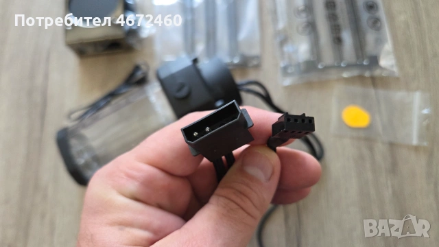 Corsair XD5 RGB Pump/Reservoir Combo , D5 водна помпа, снимка 3 - Геймърски - 55153056