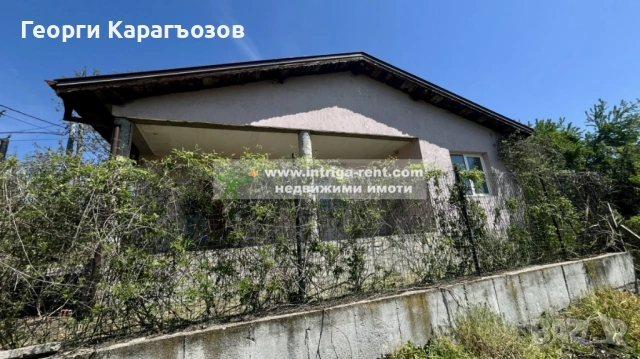 №4087 Едноетажна къща с двор за продажба в квартал Кенана-Кекличево стопанство!, снимка 2 - Къщи - 54342863