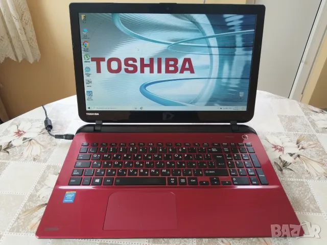 Лаптоп Toshiba Satellite L50-B, снимка 4 - Лаптопи за дома - 55704316