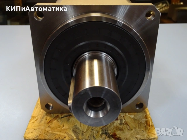 Серво мотор редуктор Apex Dinamics AB180-S2-P1 YASKAWA SGMGV-20ADA61, снимка 3 - Резервни части за машини - 54580307
