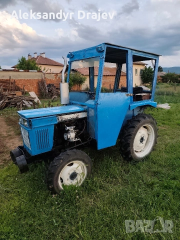 продавам трактор 25коня 4по4 , снимка 2 - Селскостопанска техника - 54837277