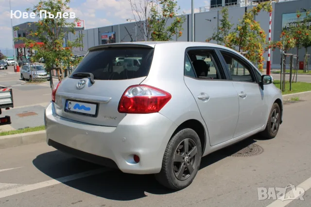 Toyota Auris 2013 + ГАЗ - Много Добра, снимка 5 - Автомобили и джипове - 54730145