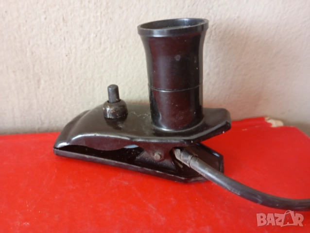 Винтидж настолна лампа 