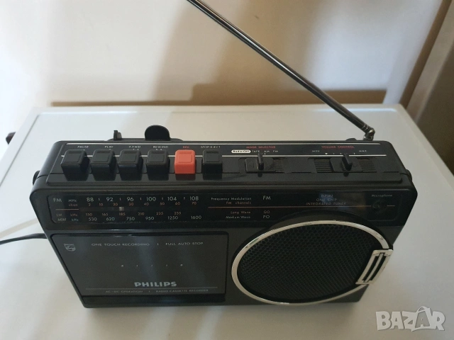 Philips D 7182, снимка 5 - Радиокасетофони, транзистори - 54313707